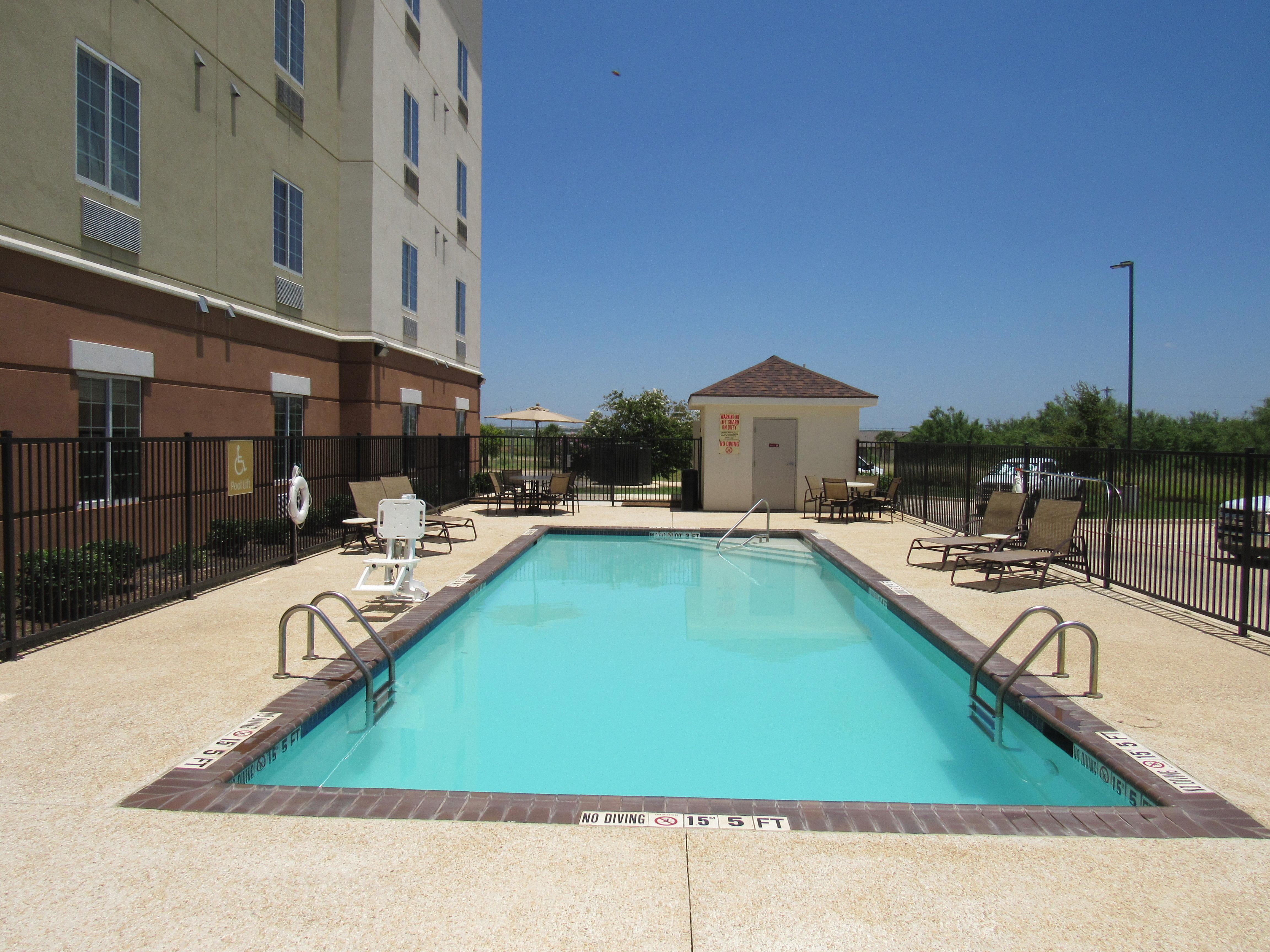 Candlewood Suites Cotulla By Ihg Ngoại thất bức ảnh